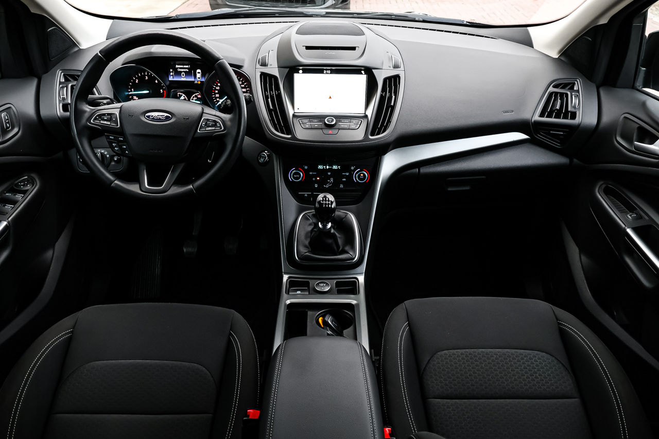 Ford Kuga foto 6