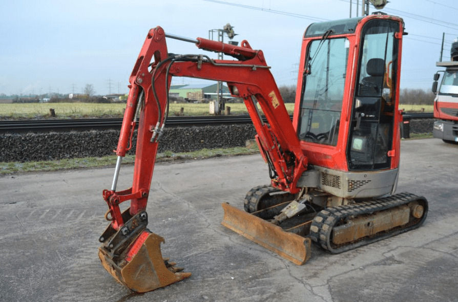 Vând excavator Yanmar VIO25 2009 foto 0