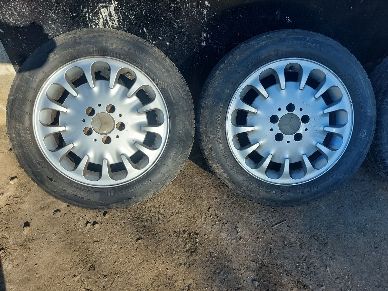 Продам 16 диски с резиной