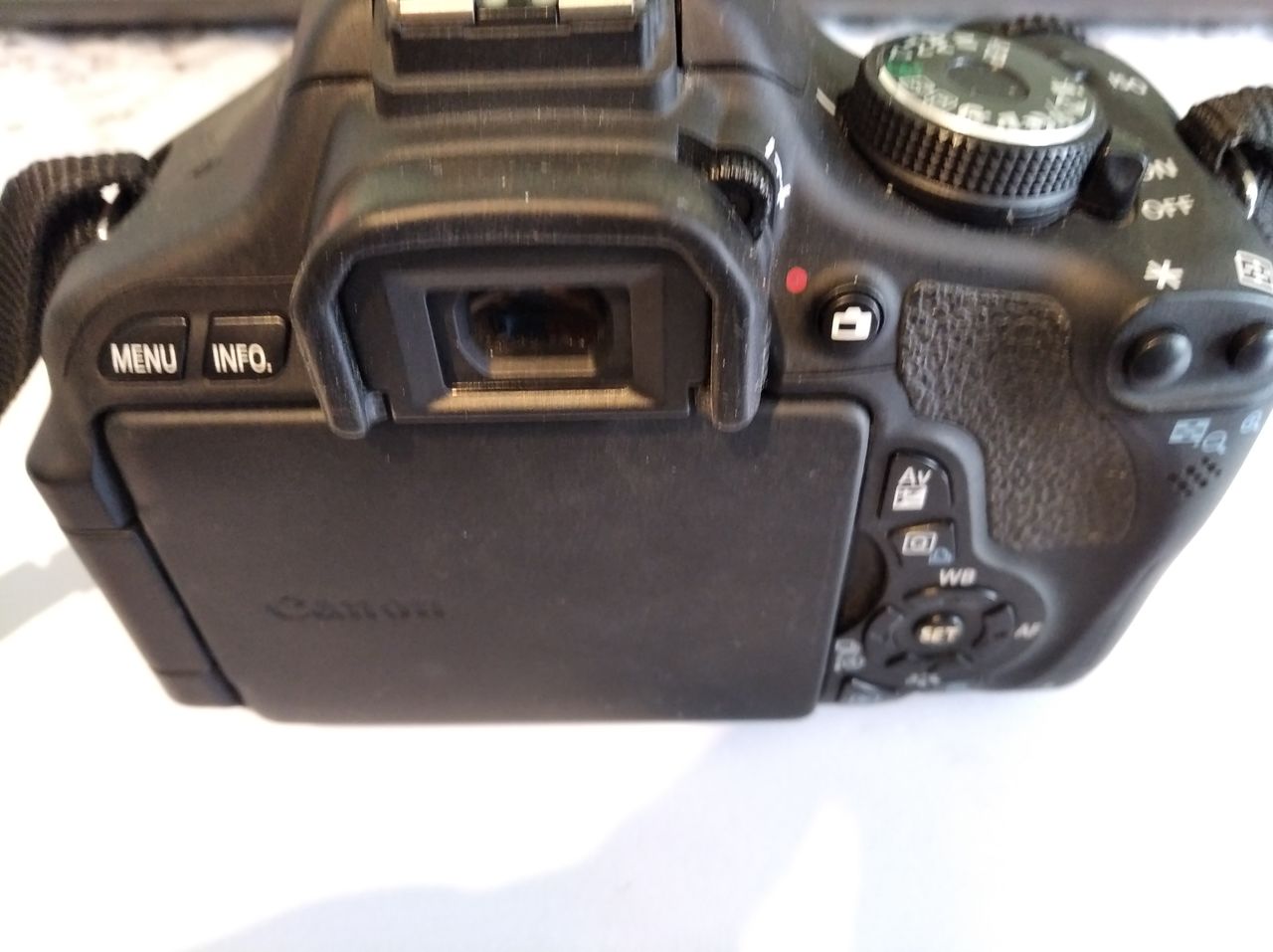 Aparat de fotografiat Canon EOS 600D фото 0