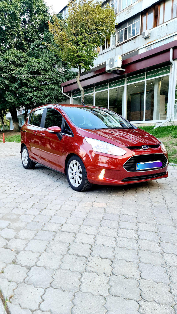 Ford B-Max foto 10