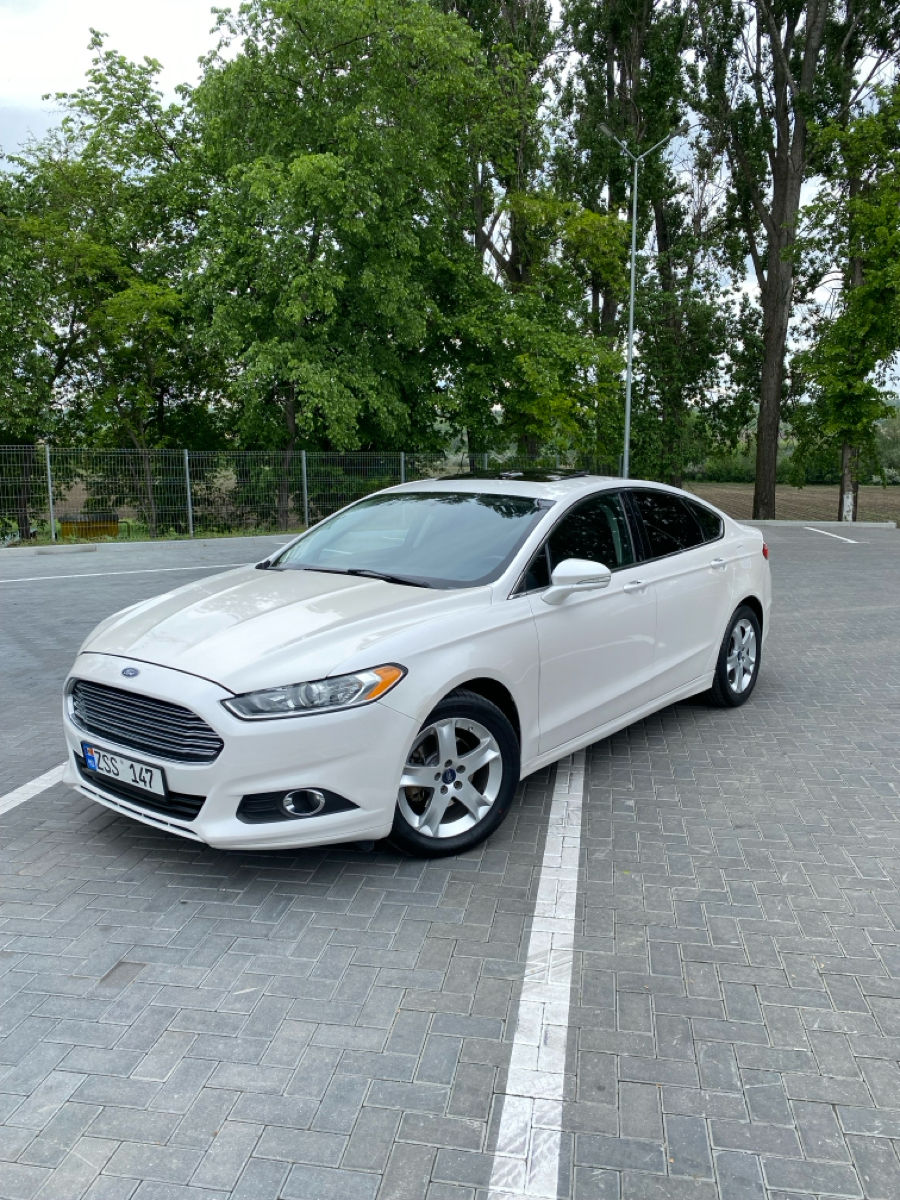 Ford Fusion foto 0
