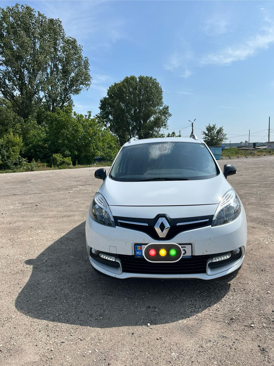 Renault Grand Scenic foto 2