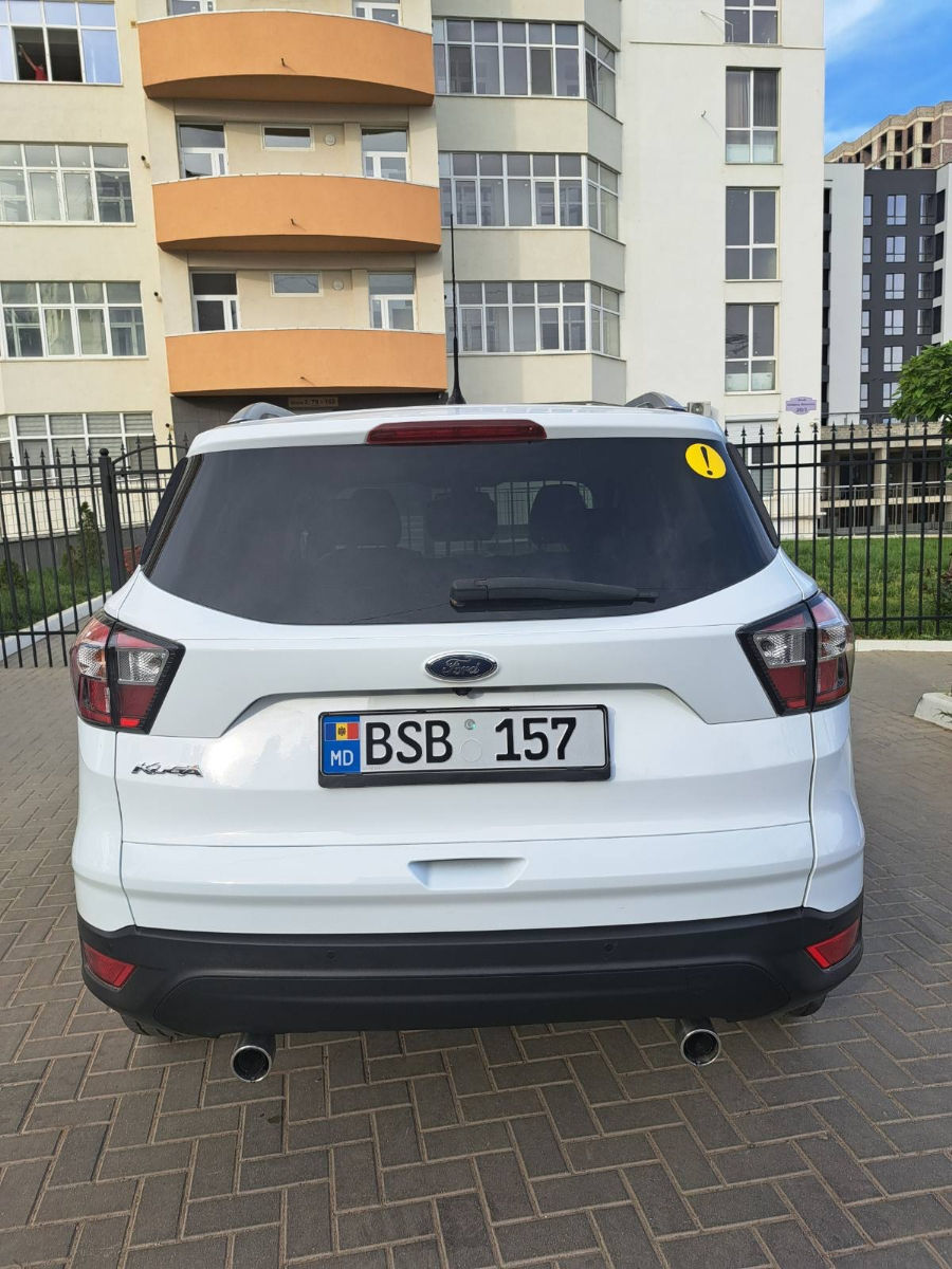 Ford Kuga foto 7