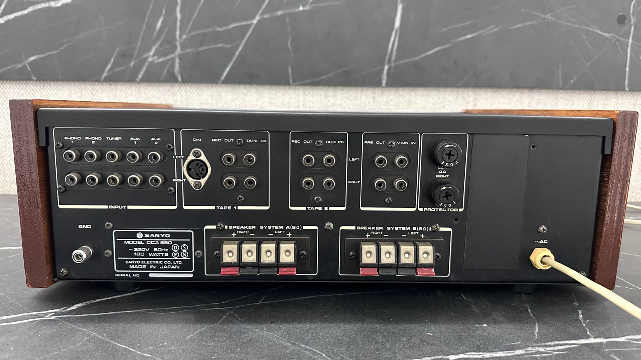Integrated amplifier Sanyo DCA-650 HIfi 2*45W Starea ideală!  foto 4