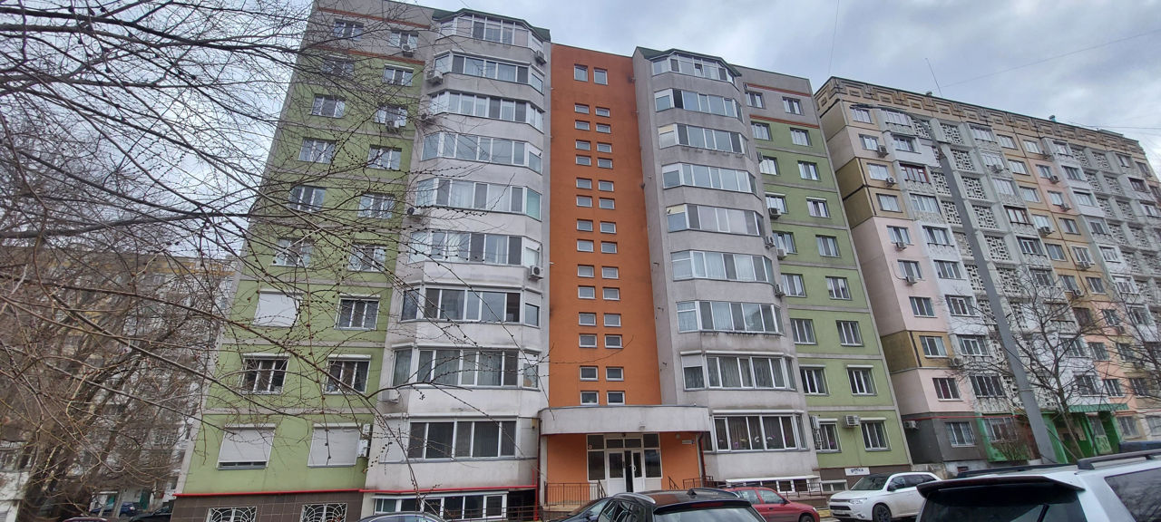 Centru, bd. C. Negruzzi