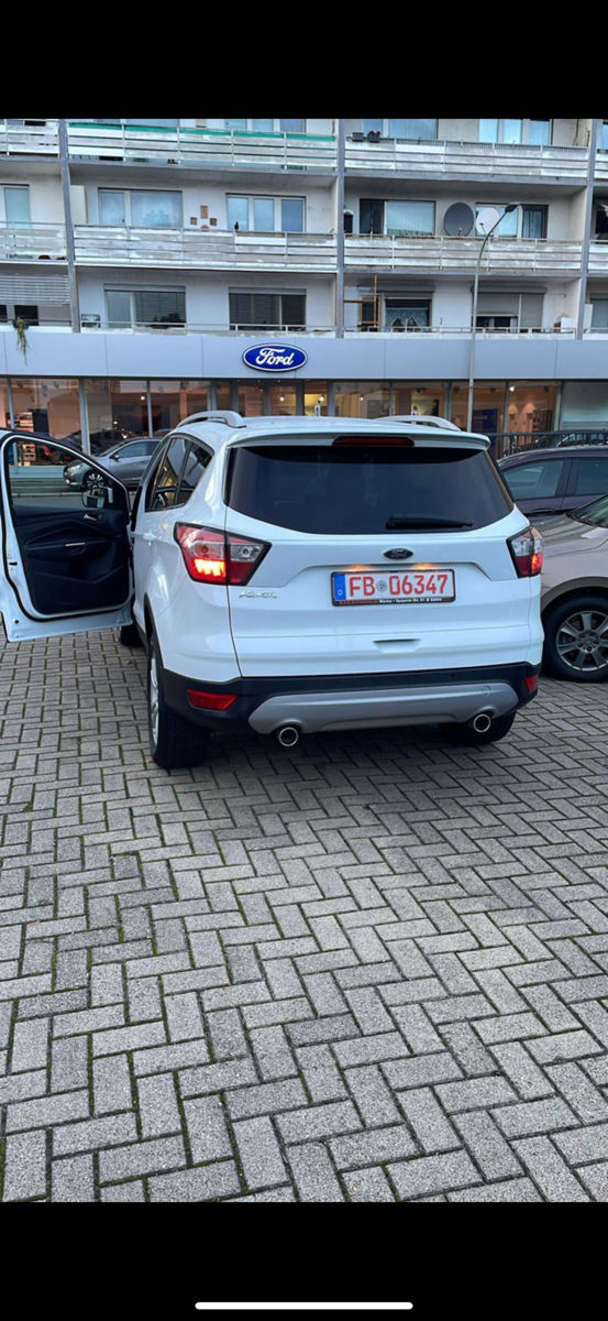 Ford Kuga foto 0
