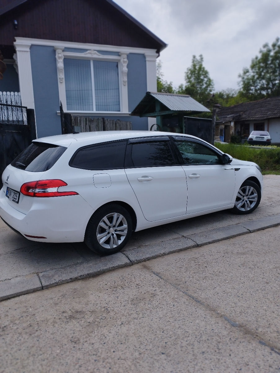 Peugeot 308 foto 4