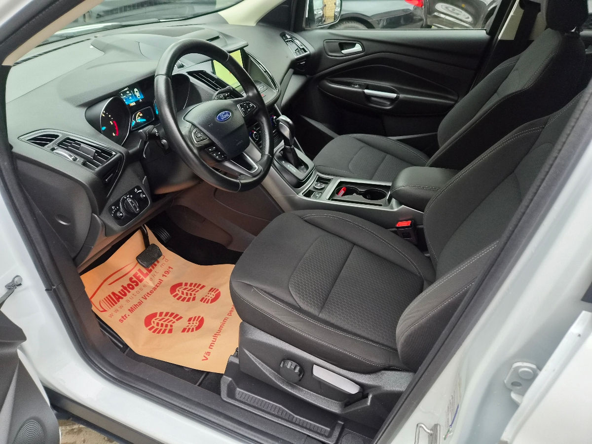 Ford Kuga 2018 photo 9