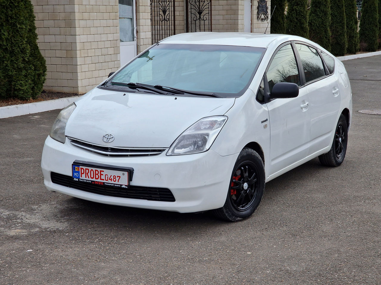 Toyota Prius фото 1