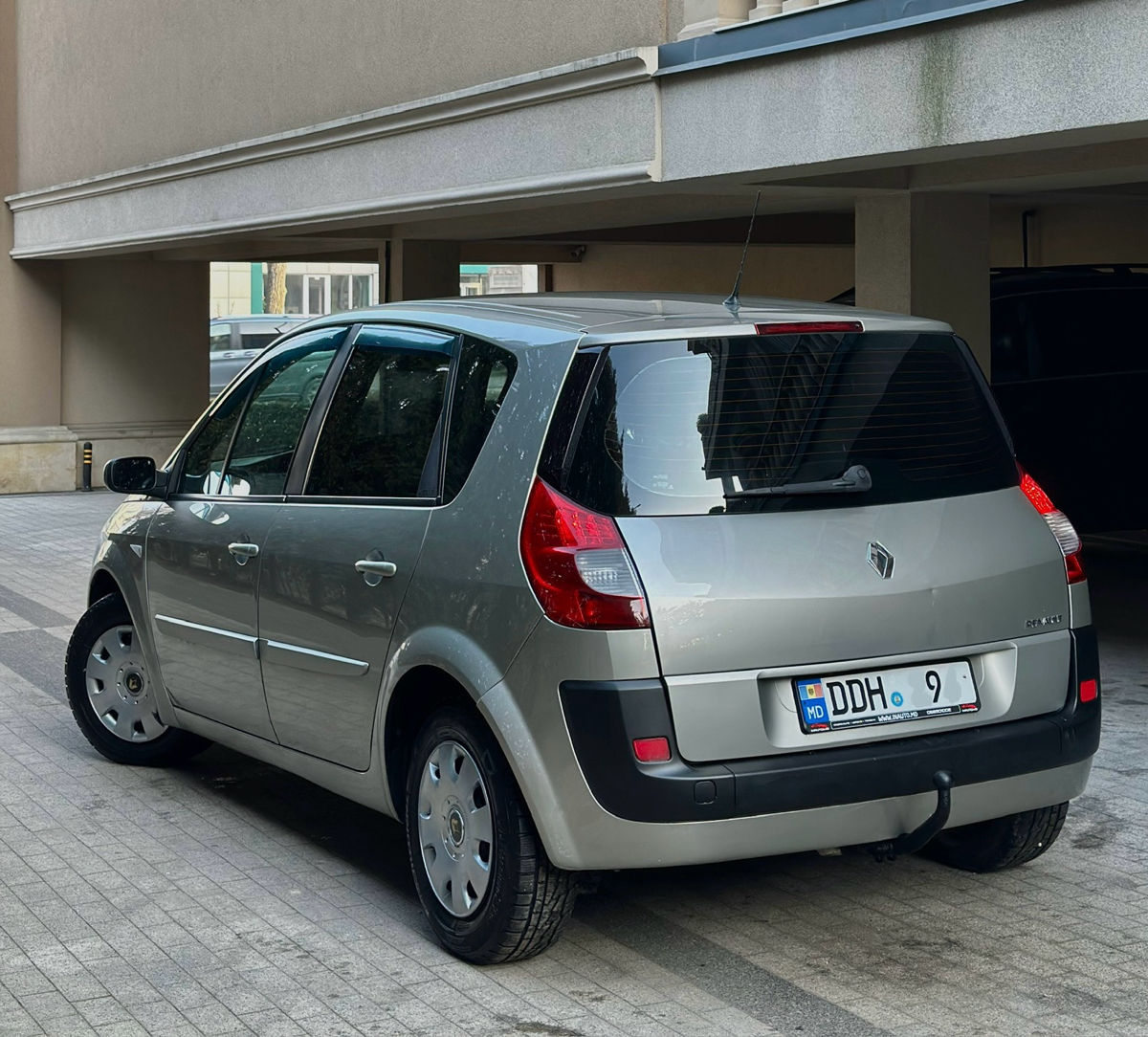 Renault Scenic фото 2