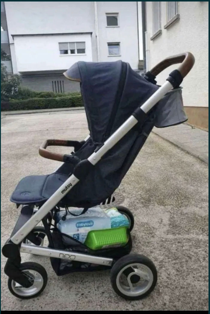 Cărucior mutsy nexo,cărucior pentru plimbare,în stare ideală. foto 0