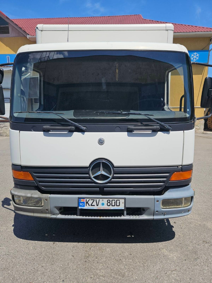 Mercedes Atego 815 foto 2