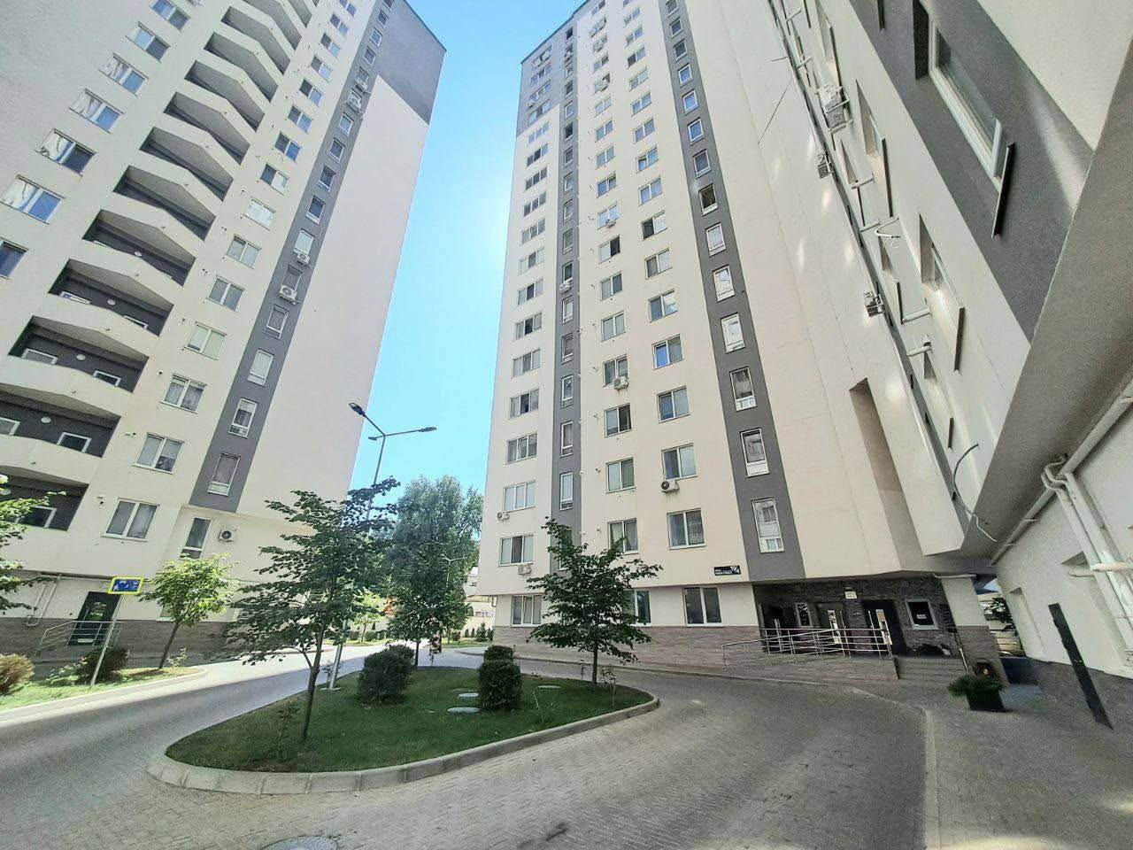 Apartament cu 3 camere, 92 m², 11 etaj