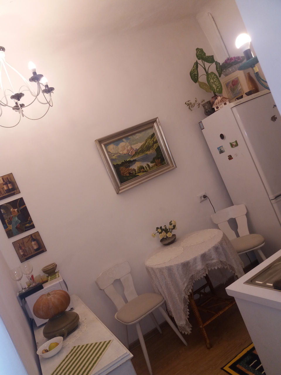 Apartament cu 2 camere, 57 m², Centru, Chișinău foto 0