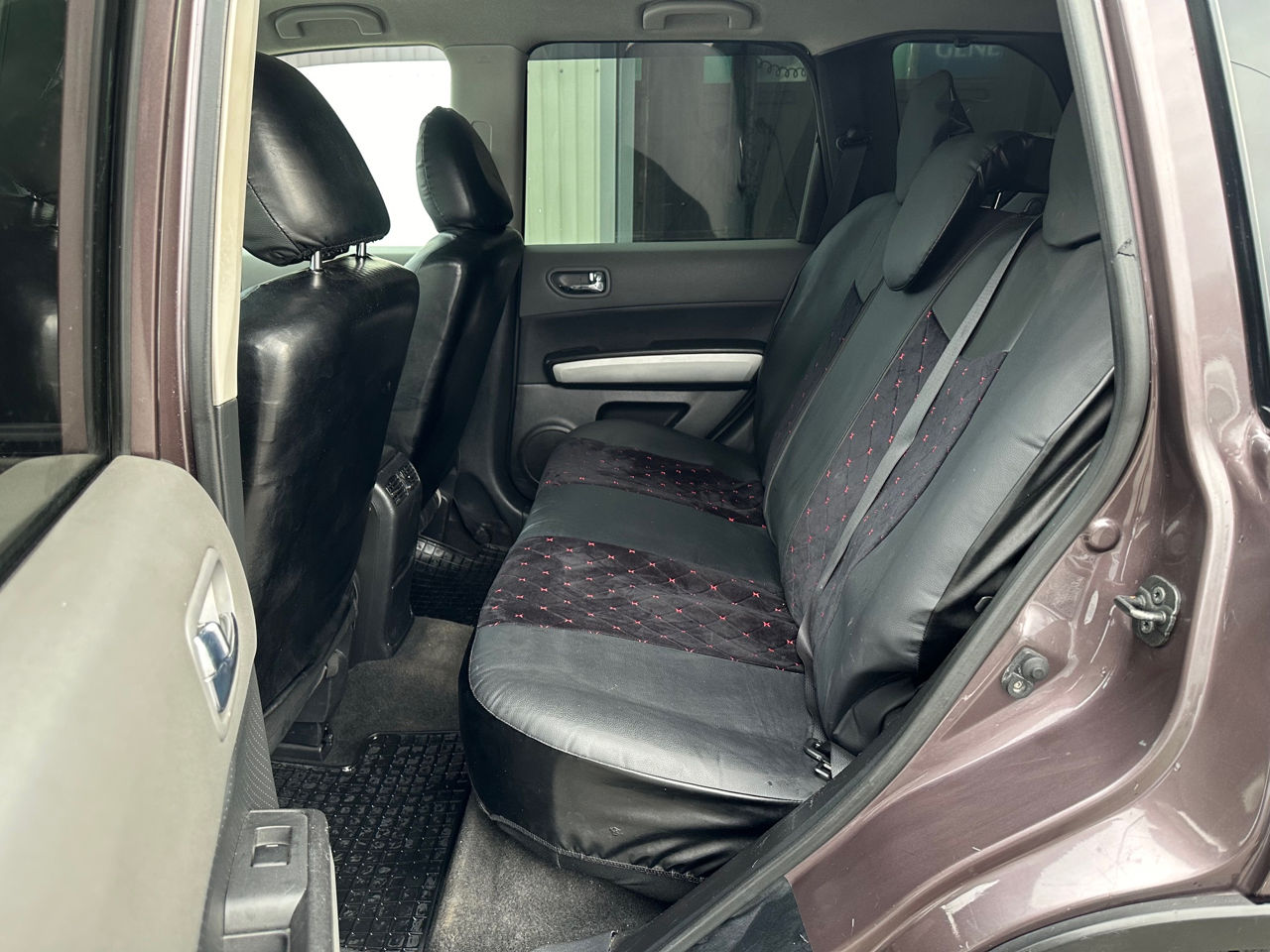 Nissan X-Trail foto 15