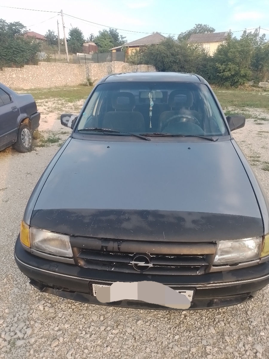 Opel Astra foto 0