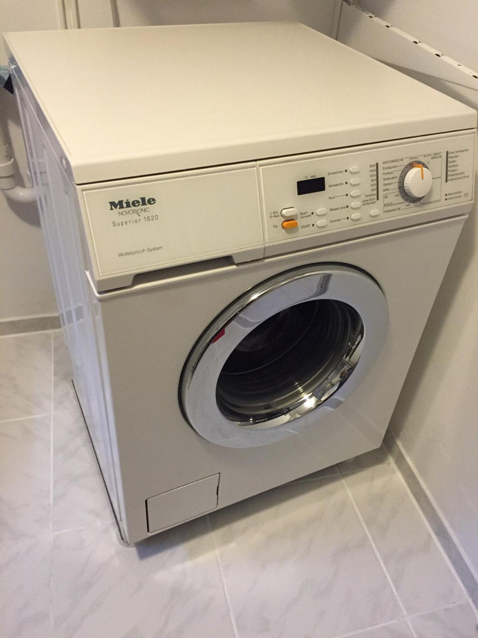 Стиральная машина Miele Novatronic superior