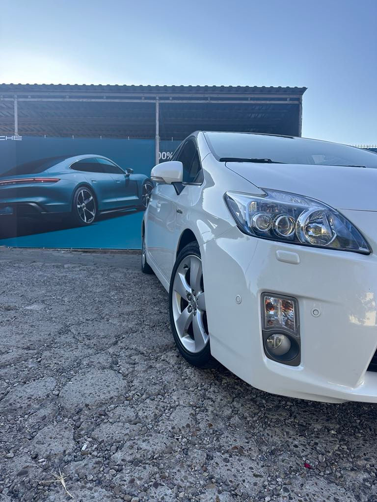 Toyota Prius foto 4