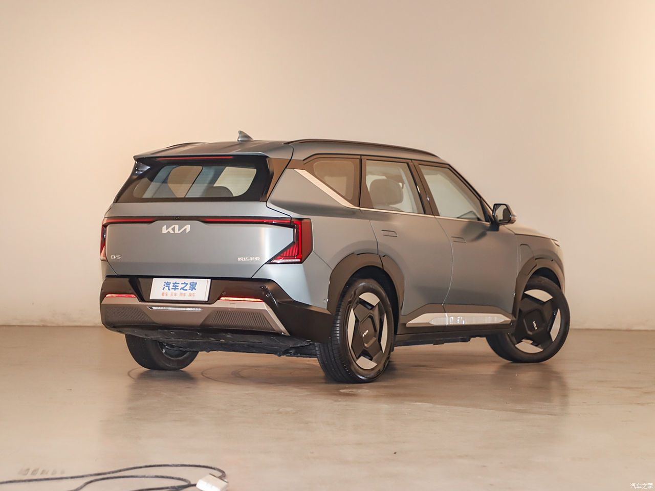 KIA EV5 foto 1