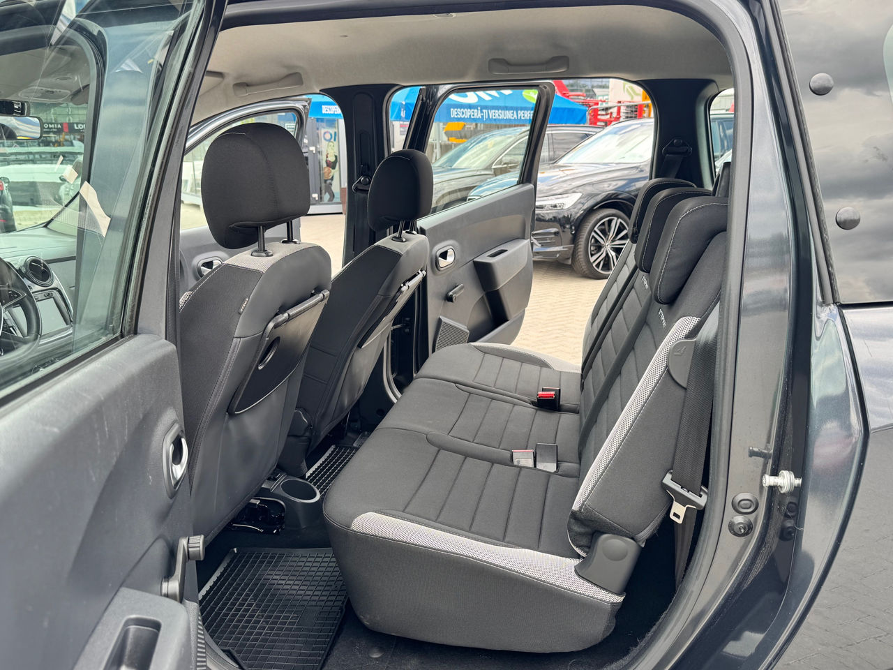 Dacia Lodgy foto 16