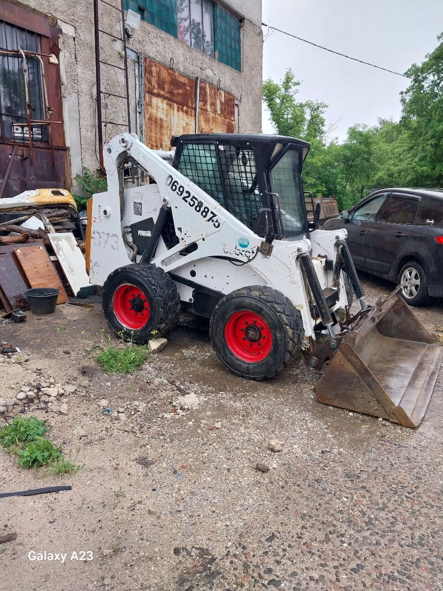 Bobcat 783 H de vinzare un set de  roti noi foto 8