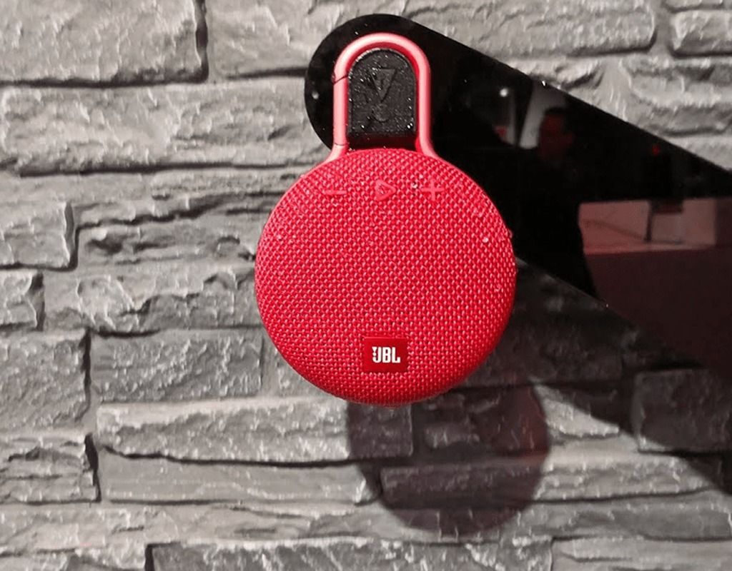 JBL by Harman/Kardon. Оригинальные колонки, наушники и саундбары JBL foto 1