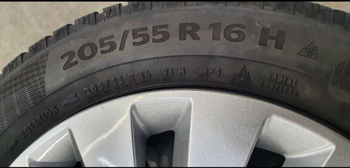 R16 205 55 Continental