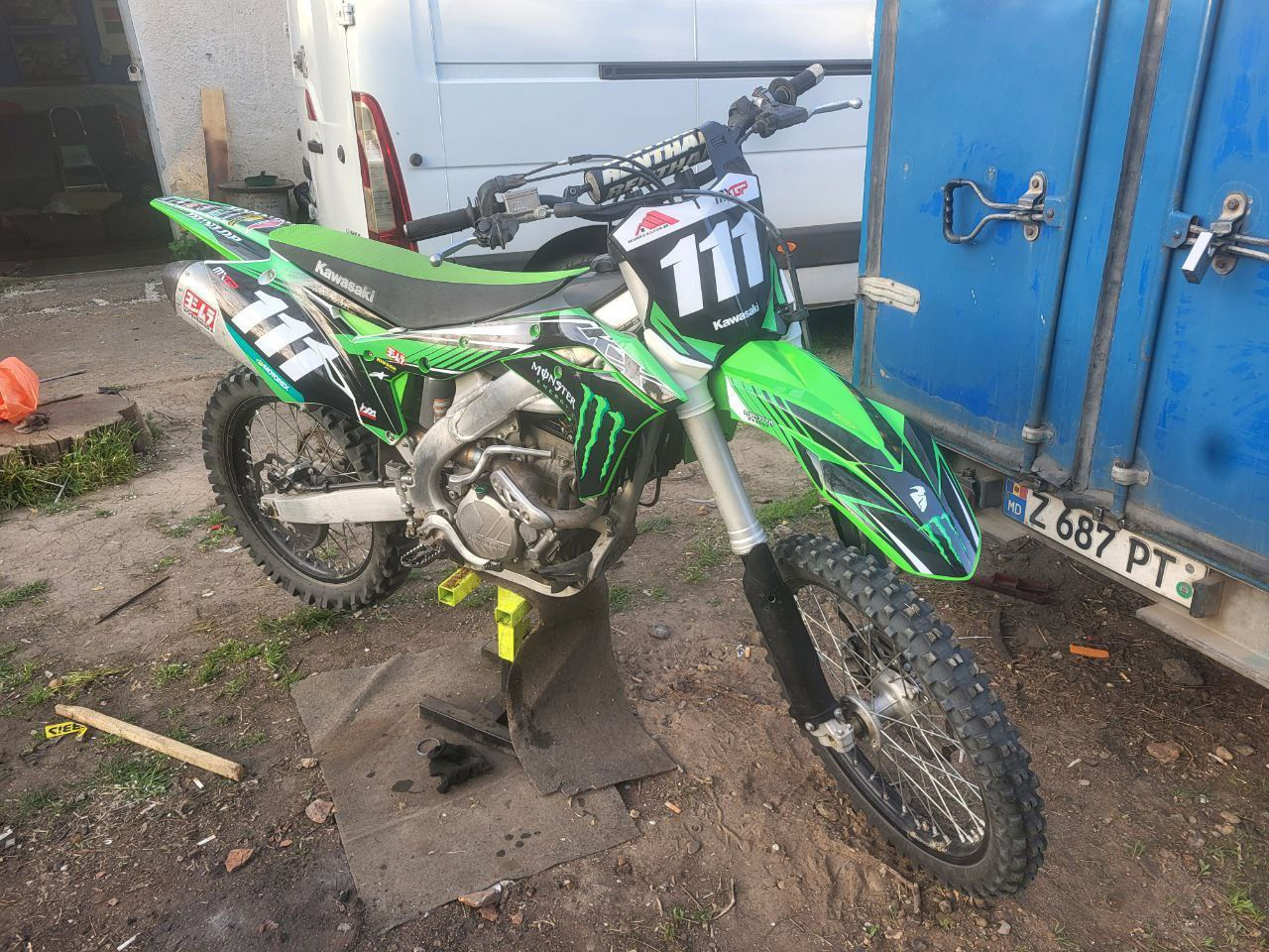 Kawasaki KXF 250 foto 1