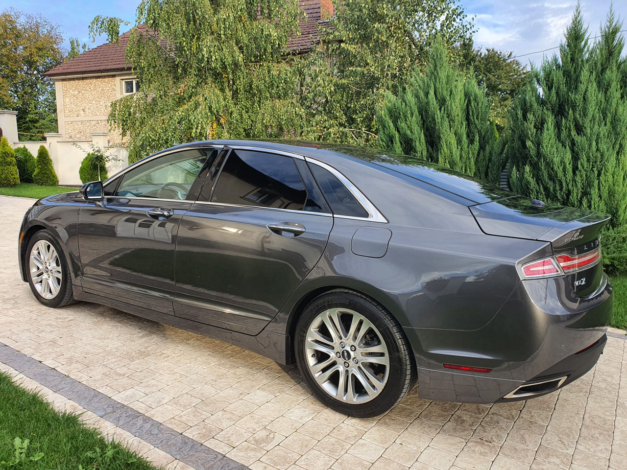 Lincoln MKZ foto 3