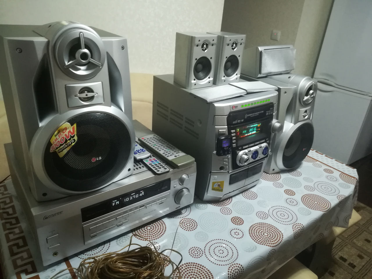LG LM K5530 DVD/CD/USB музыкальный центр