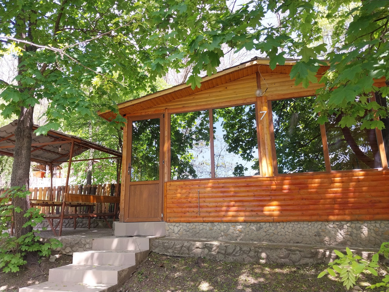 Parcul "Între Lacuri" (Suruceni-Danceni) - Ceremonii, Banchete, Foișoare cu mangal, Cazare, Piscină foto 6