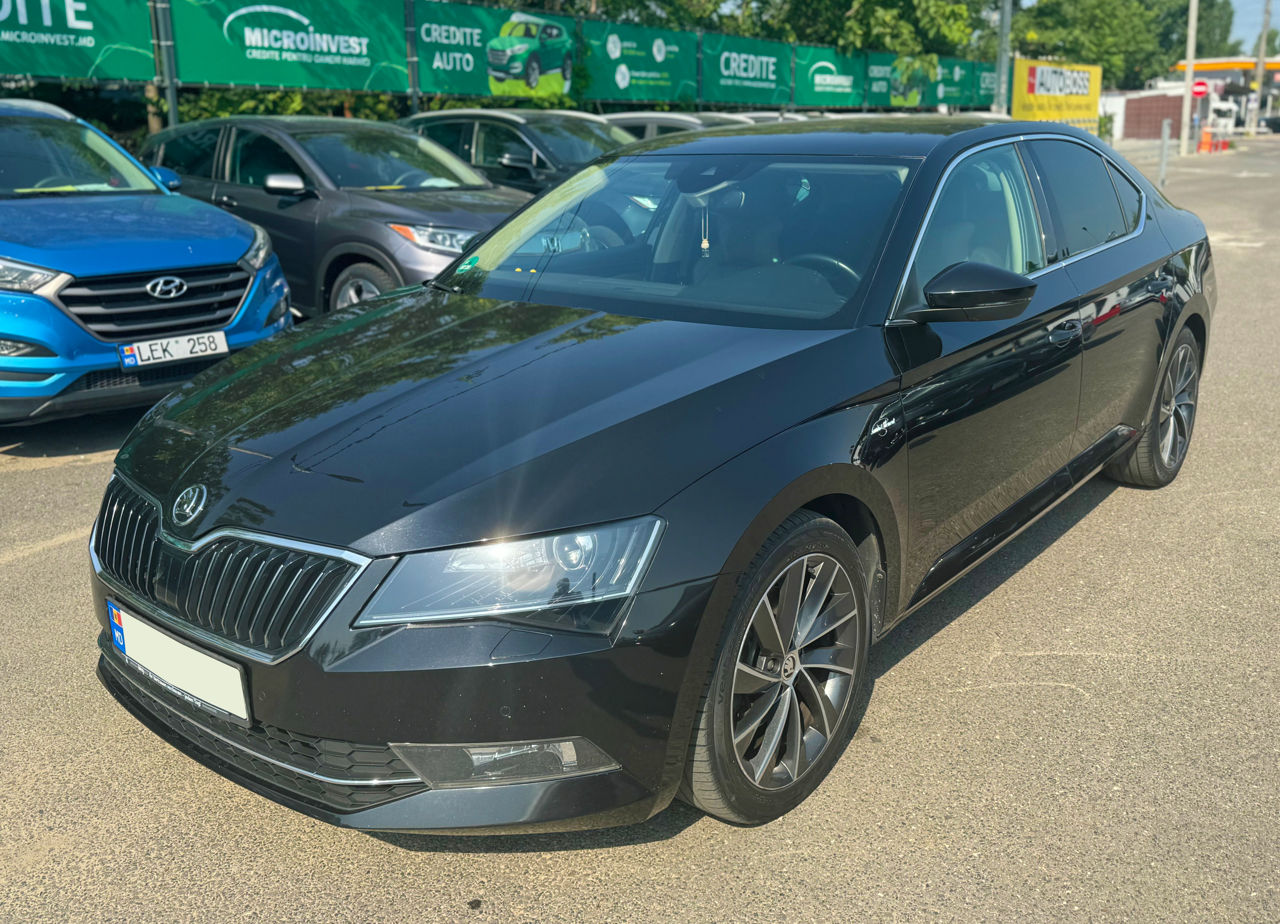 Skoda Superb foto 3