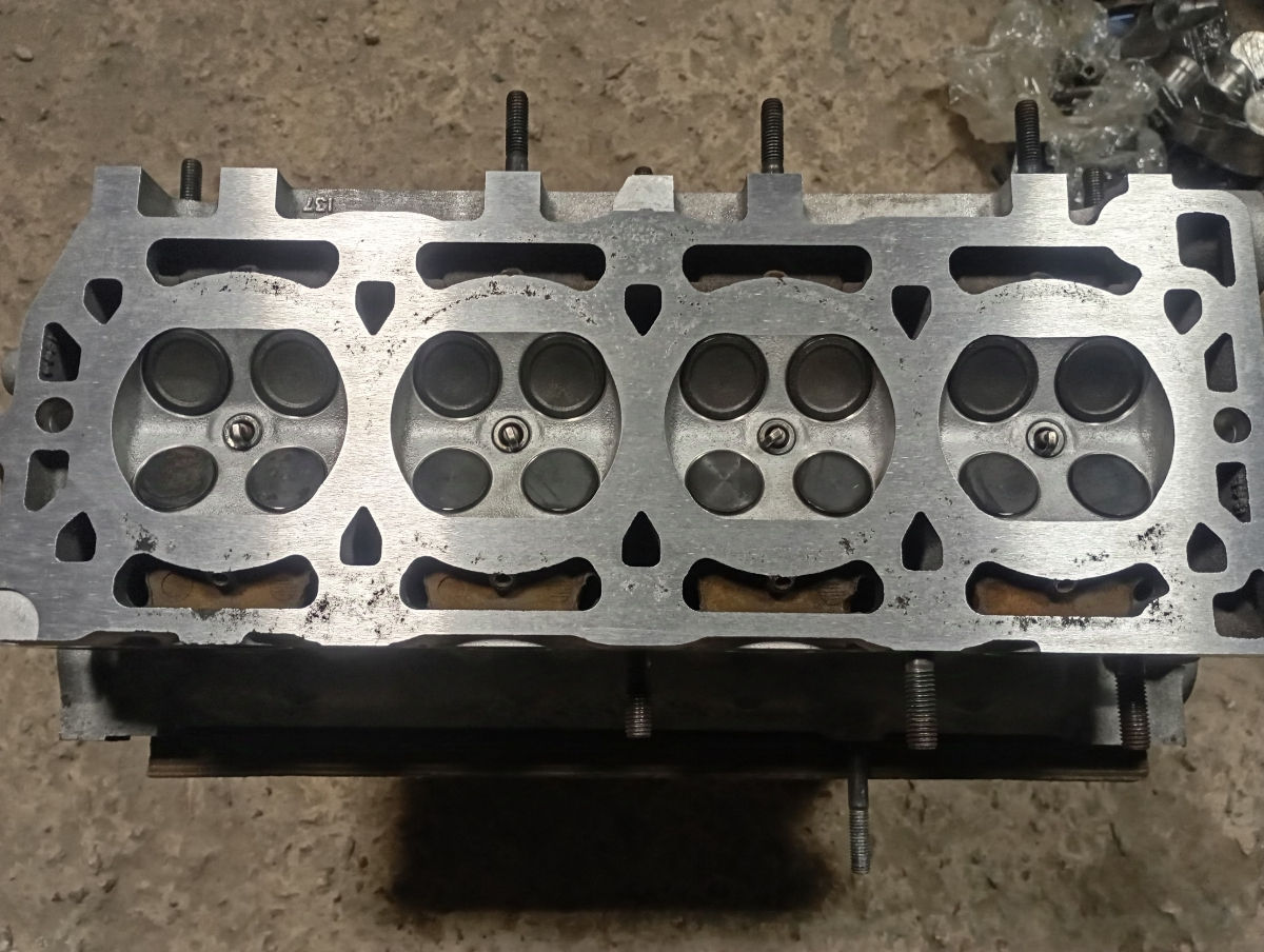 Quinton Hazell BS820 Brake Shoe Set