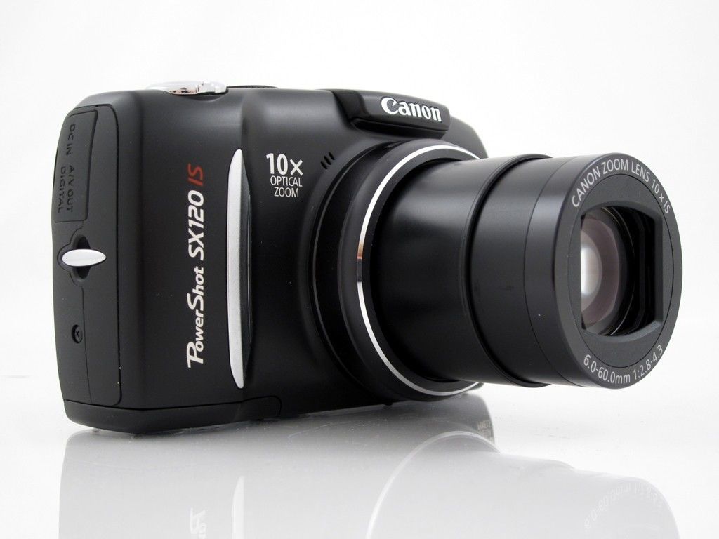 Цифровой фотоаппарат Canon PowerShot SX120 IS.
