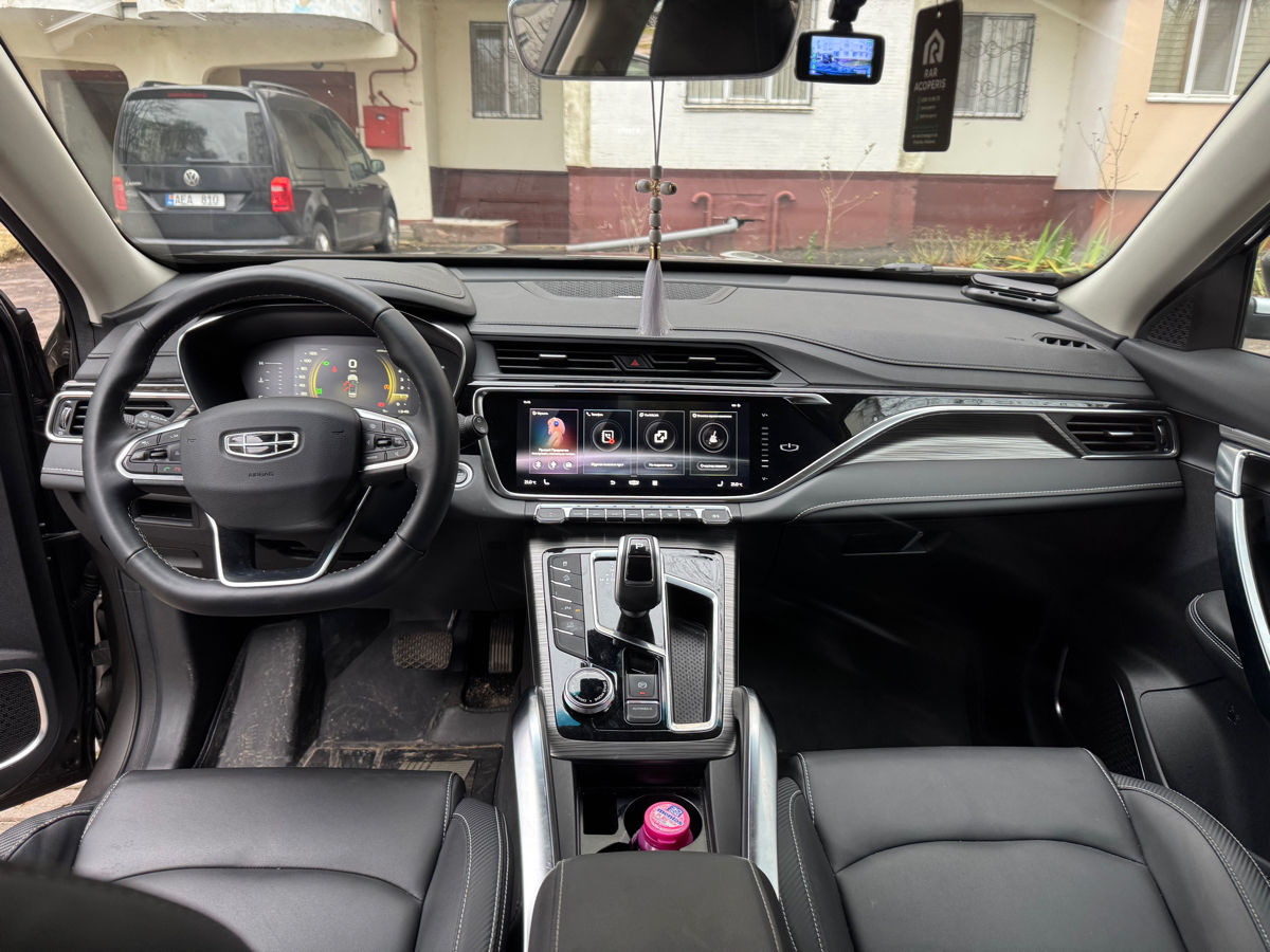 Geely Atlas Pro foto 5
