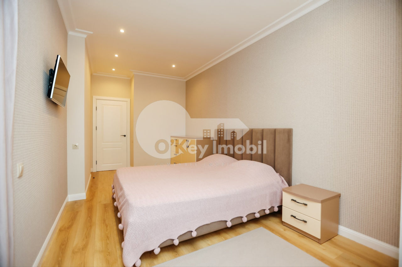 Apartament cu 2 camere, 61 m², Centru, Chișinău foto 0