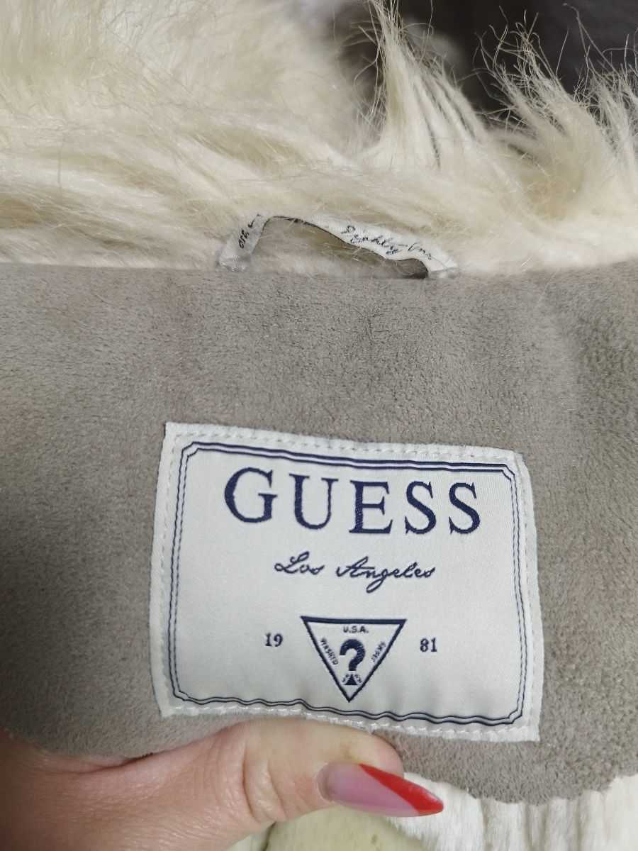 Geaca Guess originala foto 0