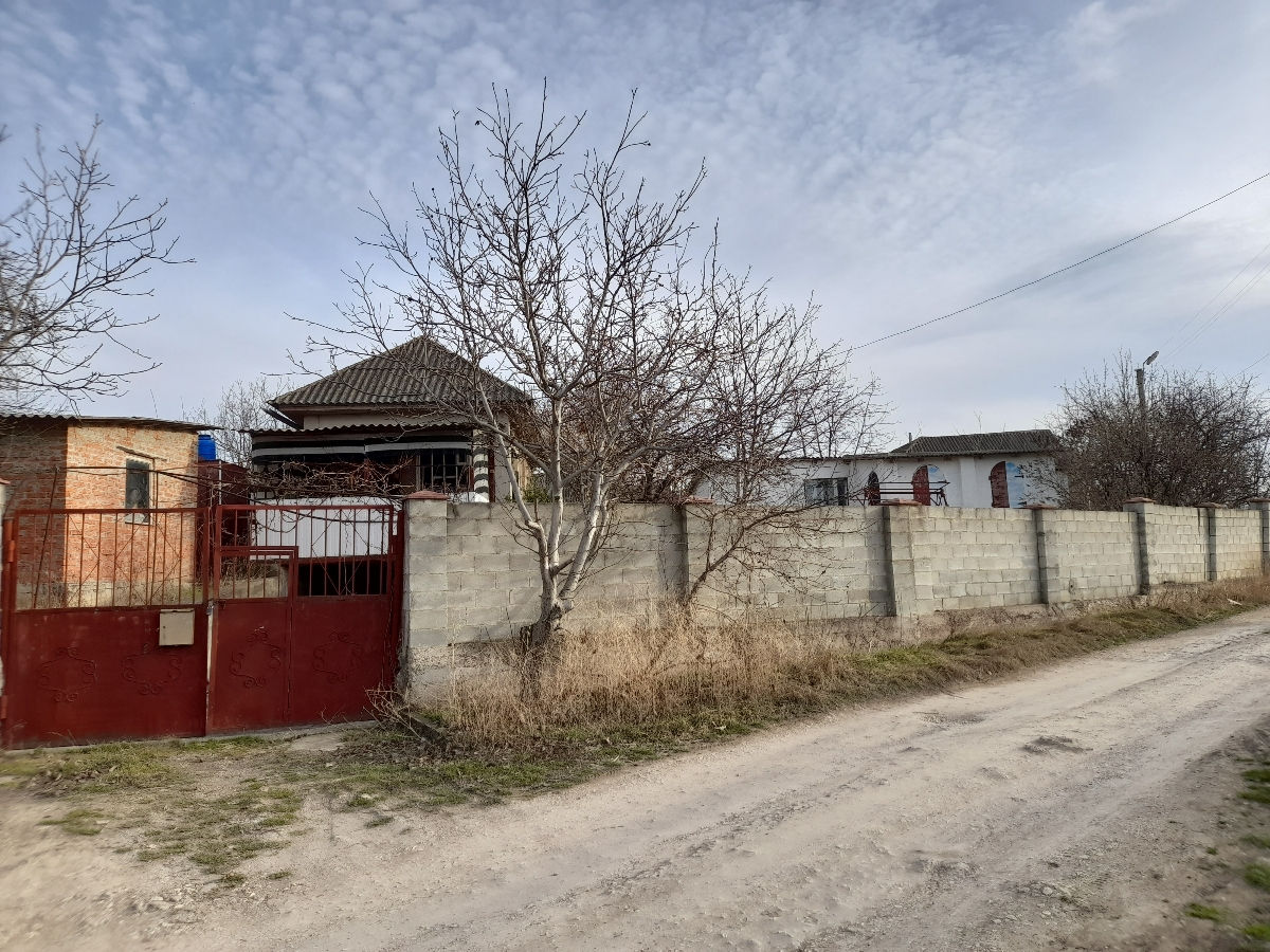 Срочно продам жилую дачу возле городского озера!!!