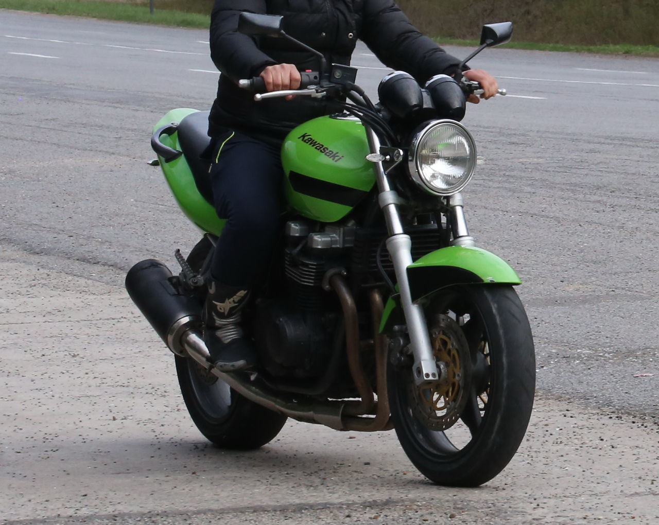 Kawasaki zr7