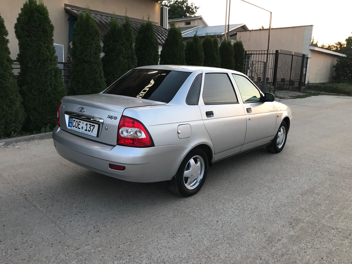 Lada / ВАЗ Priora foto 0