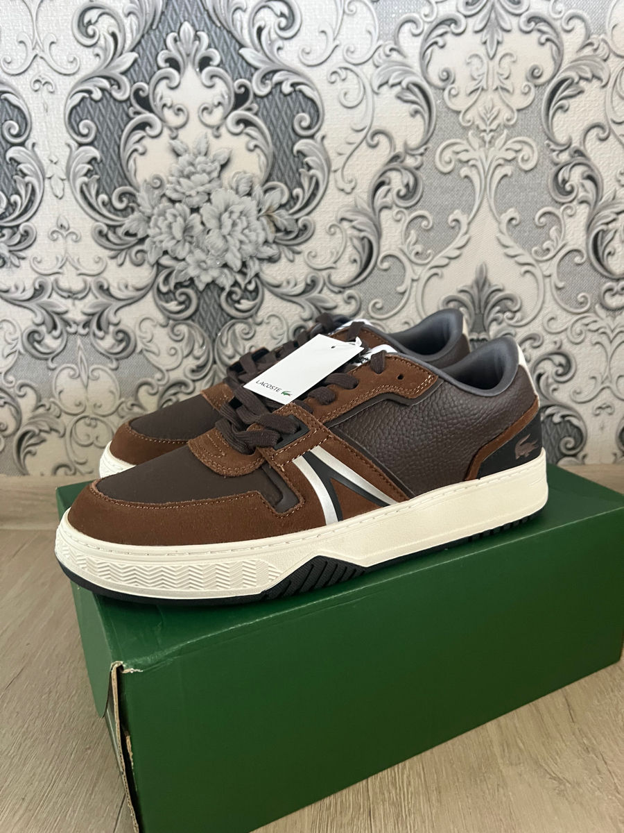 Lacoste foto 1
