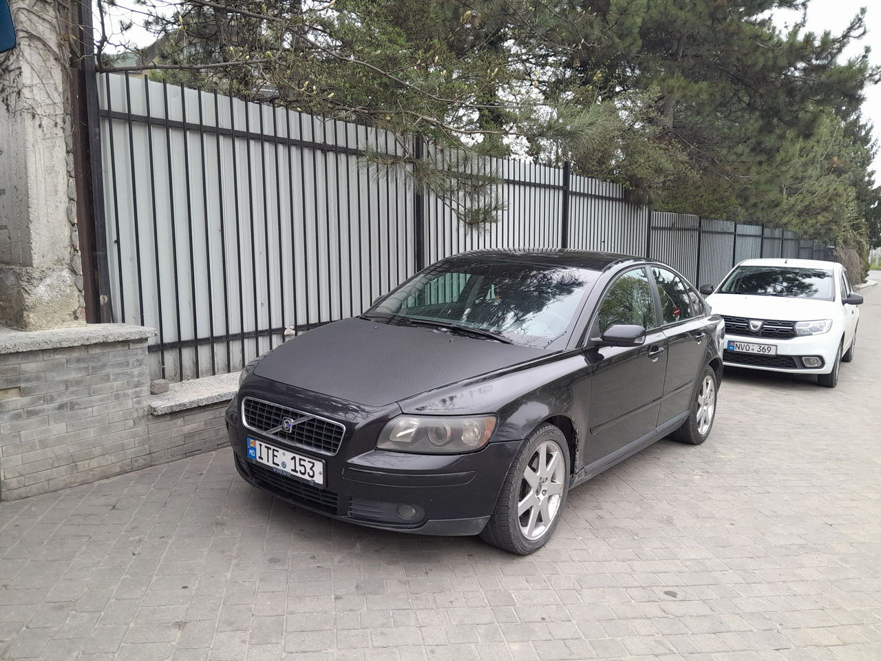 Dezmembrez Volvo s40 din 2005 foto 7