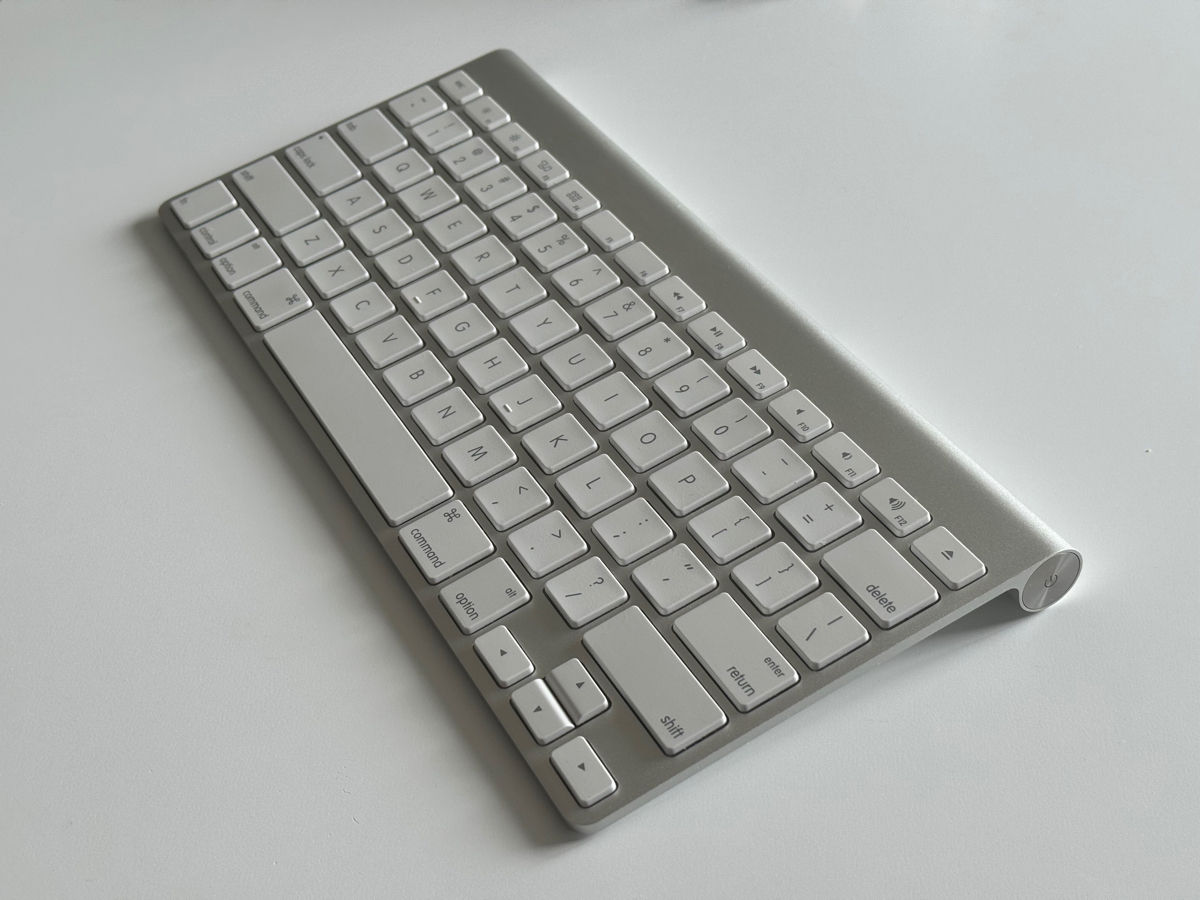 Apple Wireless Keyboard A1314 foto 3