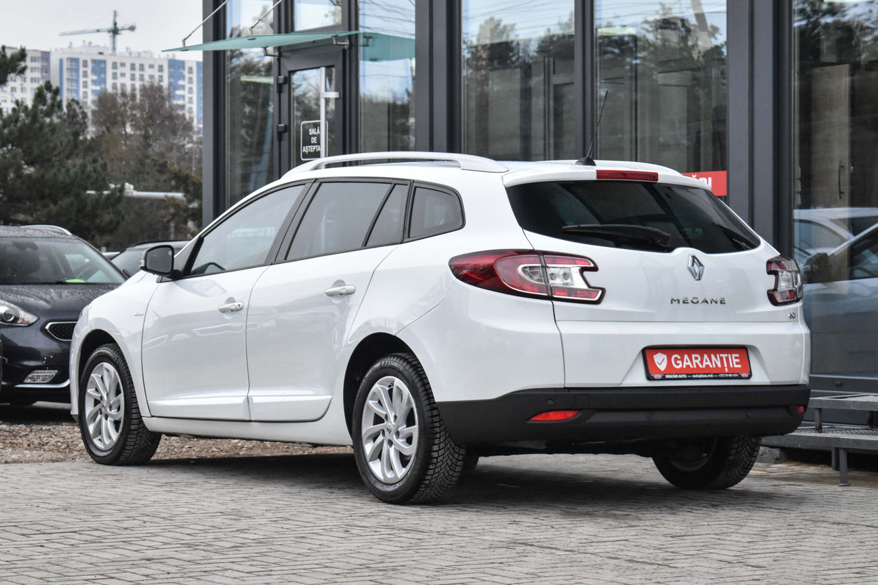 Renault Megane фото 5