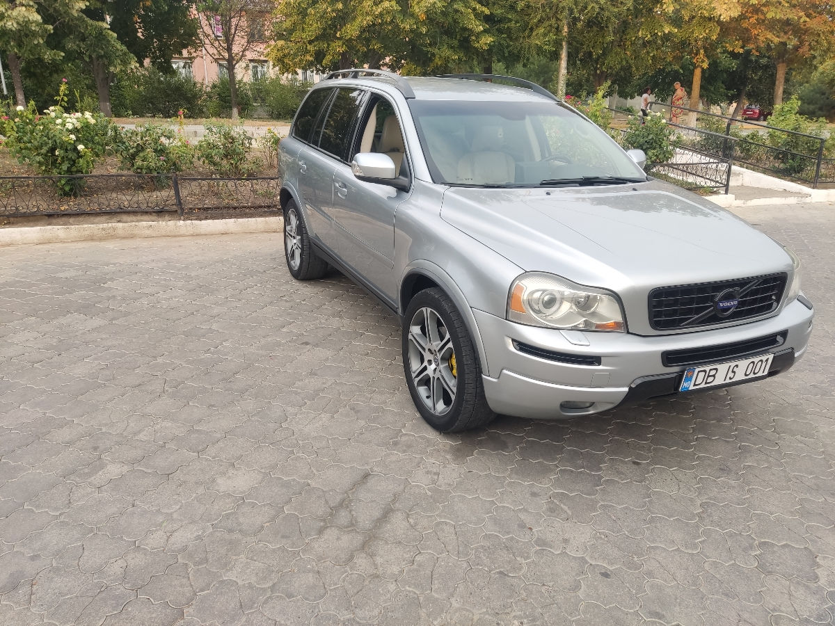 Volvo XC90 foto 0