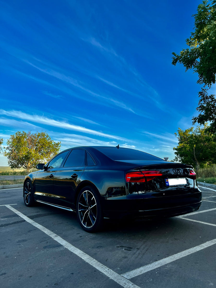 Audi A8 foto 3