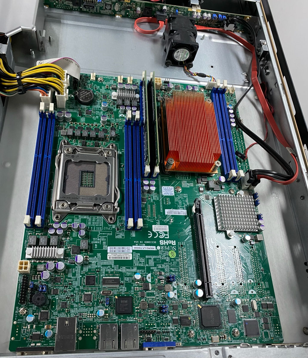 ID:0108 Server Supermicro Socket 2011 Intel Xeon 2637v2 foto 2