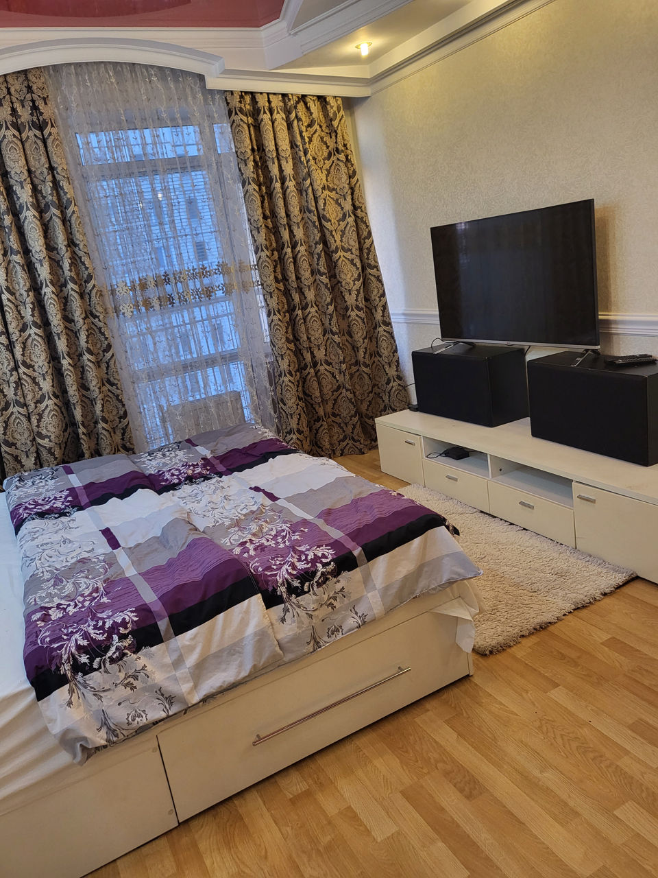 3-х комнатная квартира, 150 м², Ботаника, Кишинёв фото 0