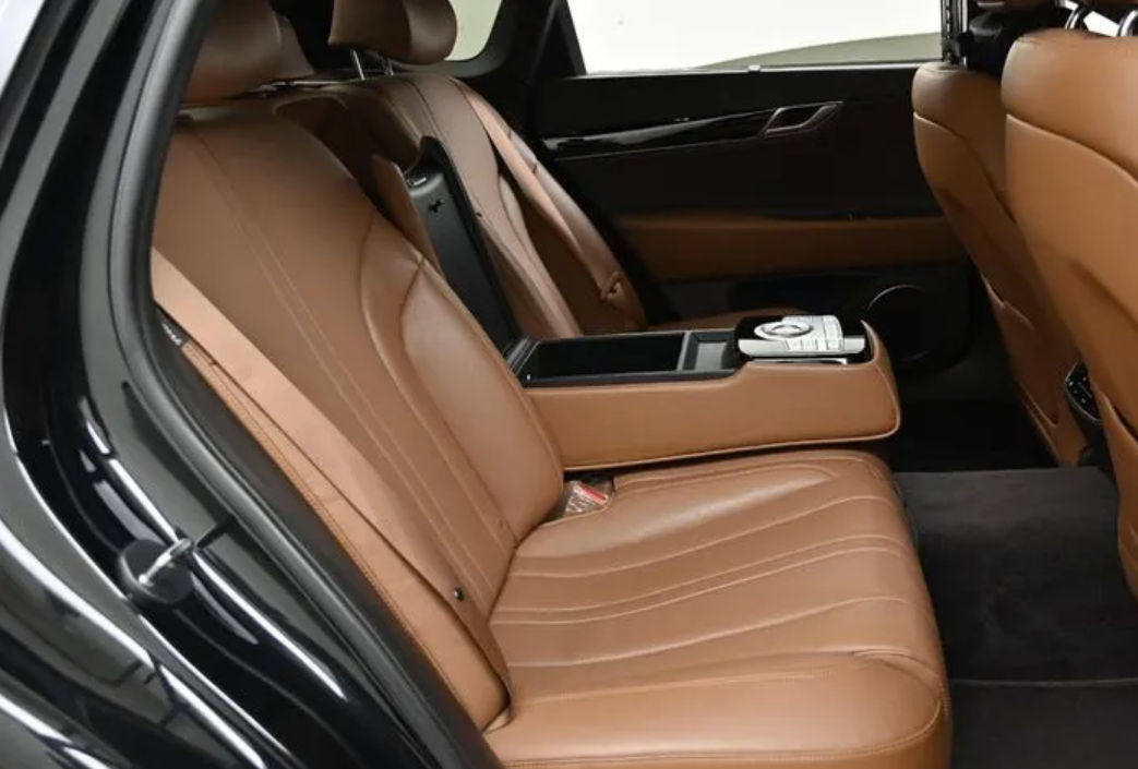Genesis G80 foto 7